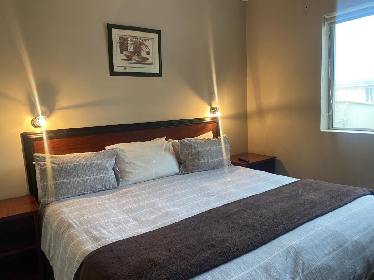 Bluewaters Hotel East London Extérieur photo