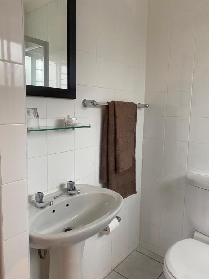 Bluewaters Hotel East London Extérieur photo